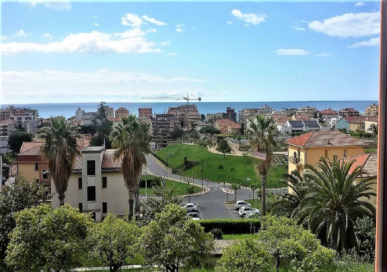 Very Cosy House With Fabulous Sea View! Pietra Ligure Exterior photo